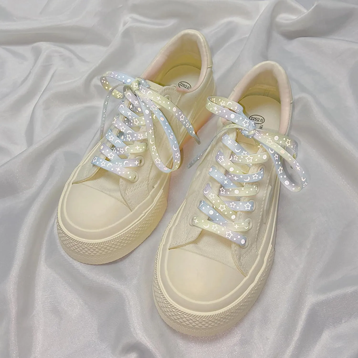 1 Pair Flat Shoe Laces for Sneakers, Reflective Stars Moon Shoelaces for Athletic shoes, Running Shoes Strings