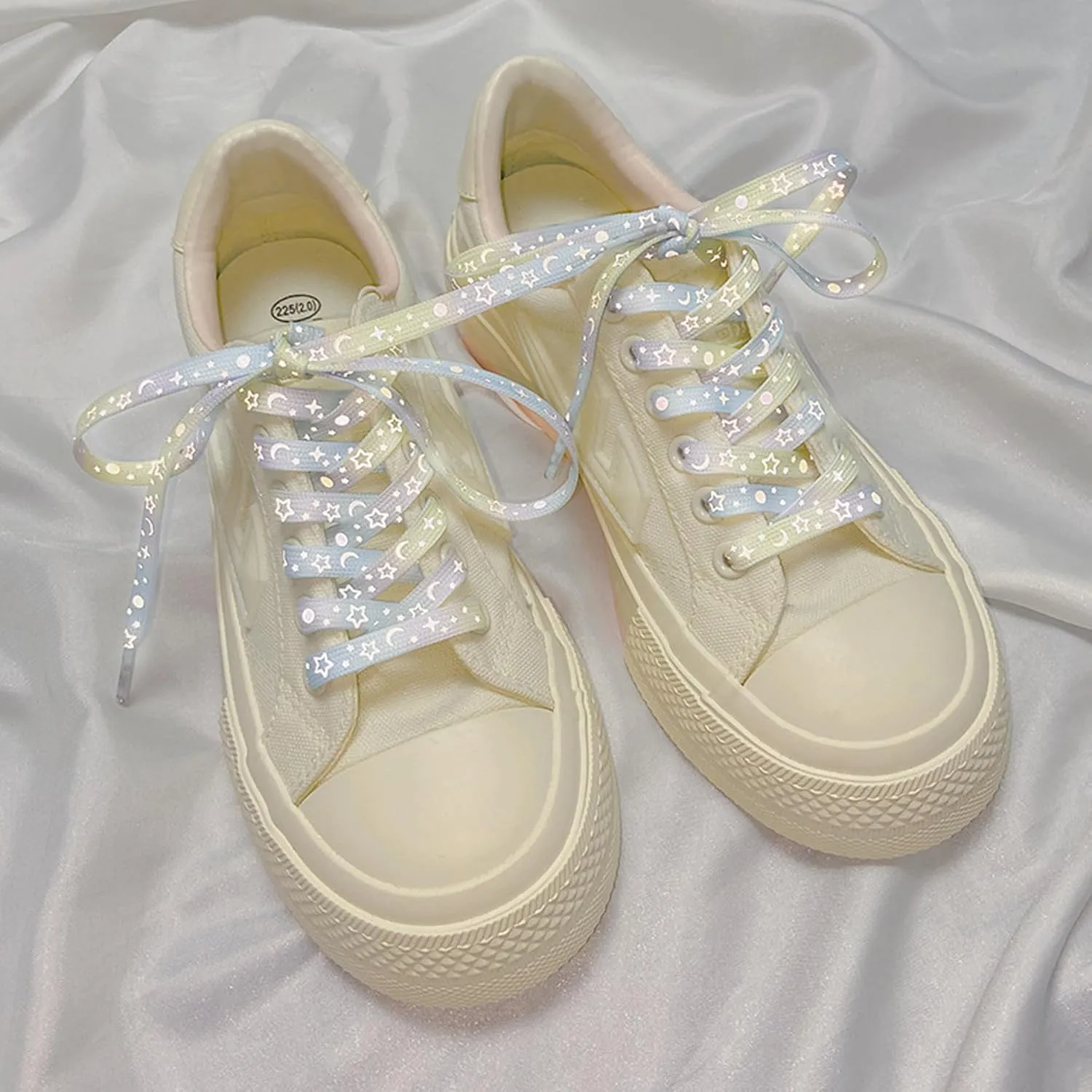 1 Pair Flat Shoe Laces for Sneakers, Reflective Stars Moon Shoelaces for Athletic shoes, Running Shoes Strings