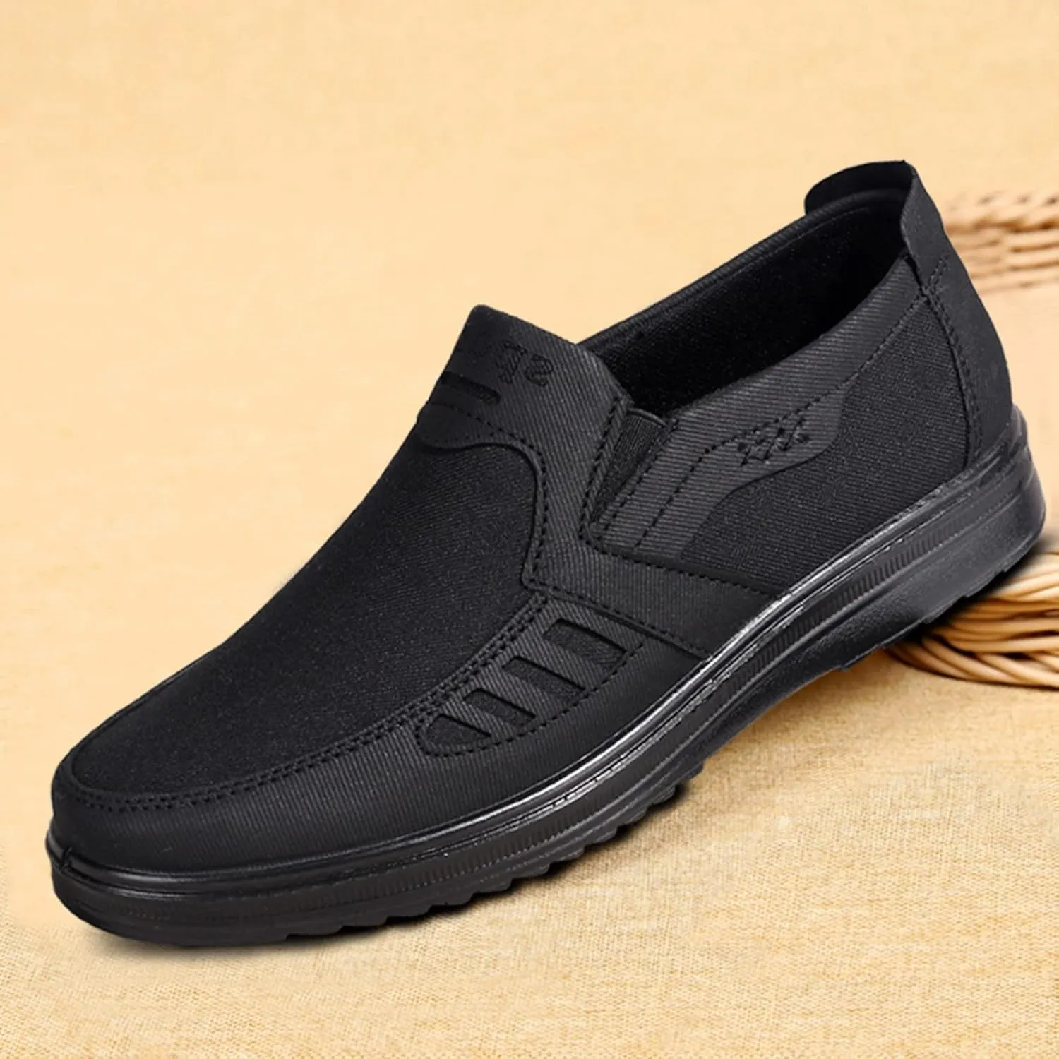 Fashion All Season Men Casual Shoes Flat Non Slip On Simple Design Solid Color Comfortable Men's Shoes Casual Walking