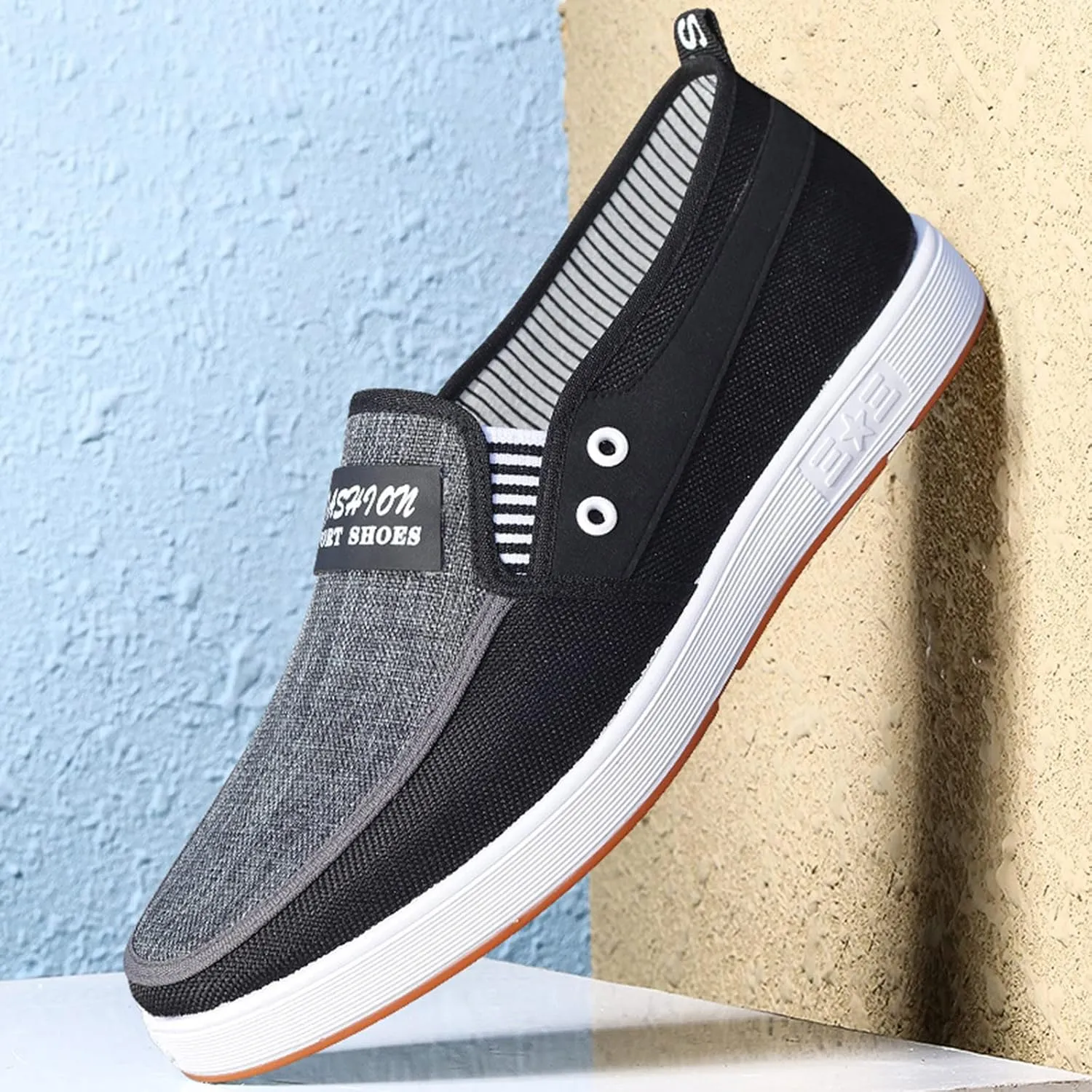 Fashion All Season Men Casual Shoes Flat Non Slip Soles Canvas Lightweight Slip On Comfortable Casual Shoes for Men Wide