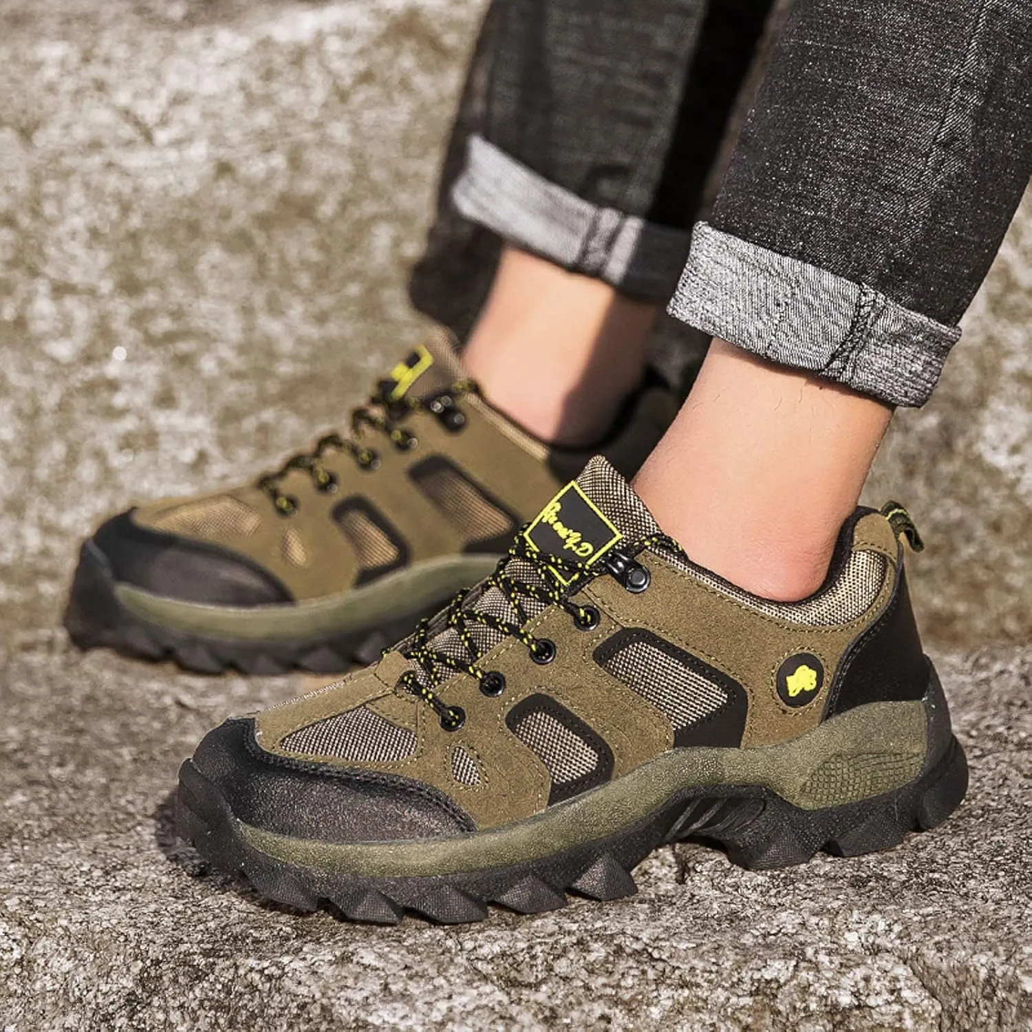 Hiking Shoes Men Lightweight Non Slip Breathable Walking Shoes Outdoor Waterproof Sports Shoe Mountaineering Sneakers for Men with Arch Support All Day Work Daily Work Sneaker
