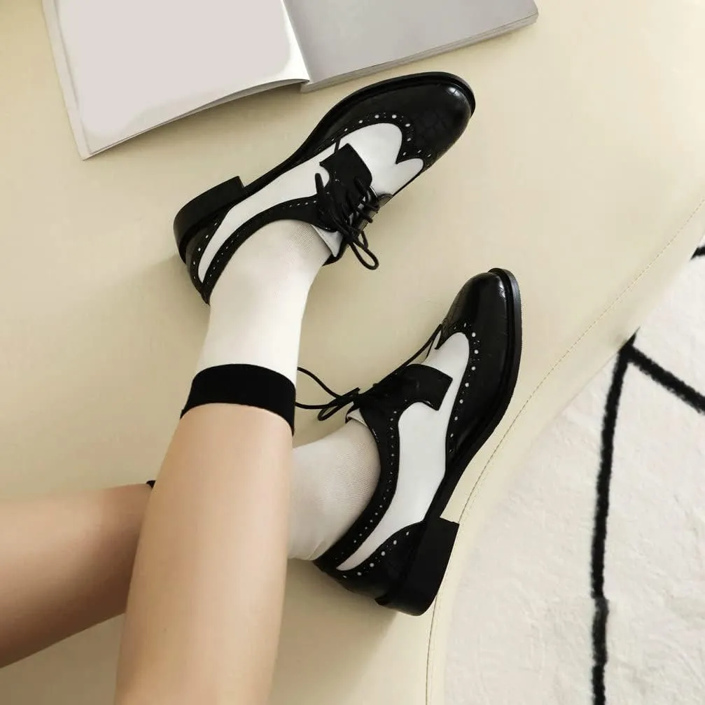 KOKOMOMO Womens Wingtip Patent Leather Pointed Low Heel Oxford Flats Vintage Brogue Shoes