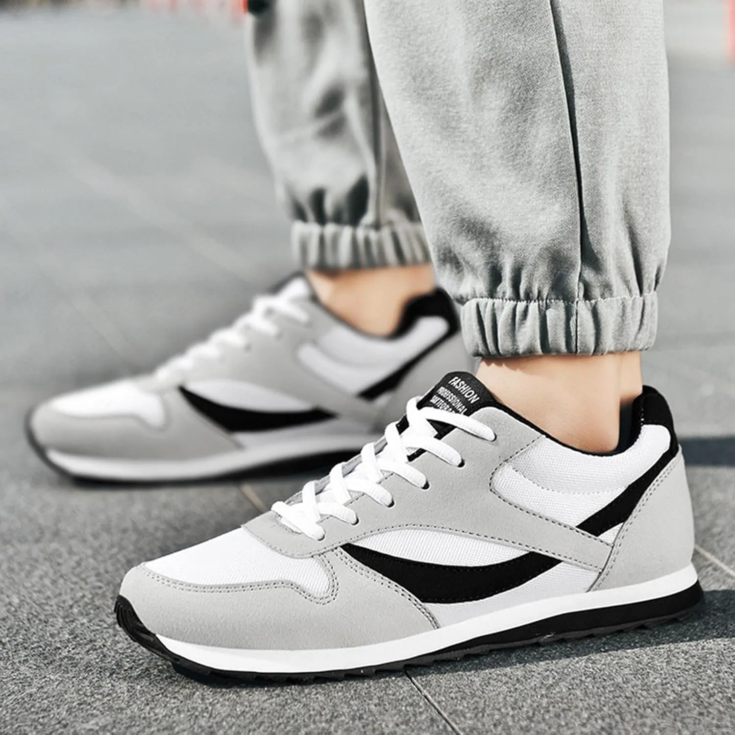 Lightweight Shoes Fashion Lady Flying Woven Breathable Wear Cushion Sneakers