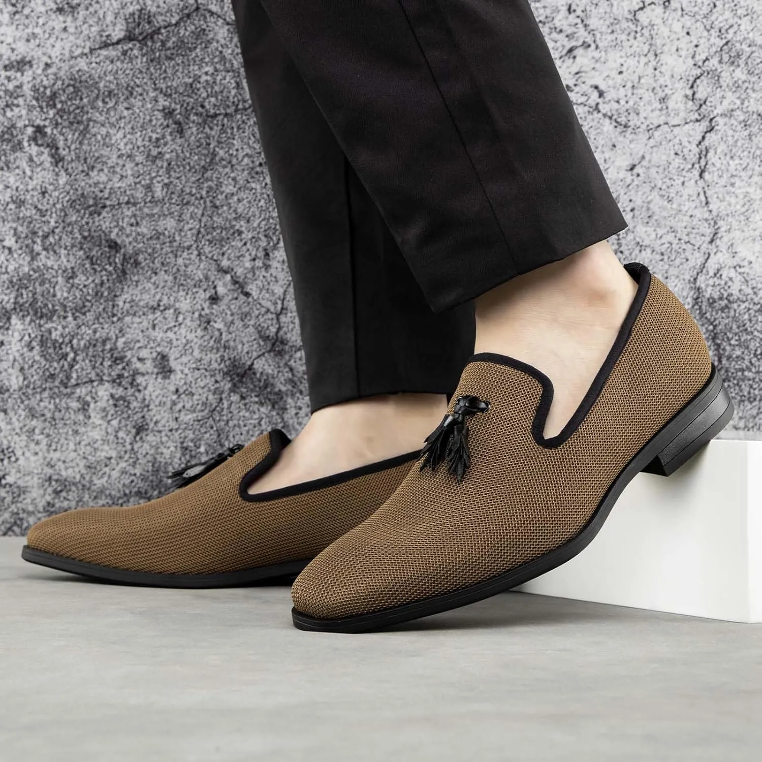 Meijiana Men's Loafers Lightweight Slip-On Moccasins Stylish Dress Shoes Breathable Tassels Loafers