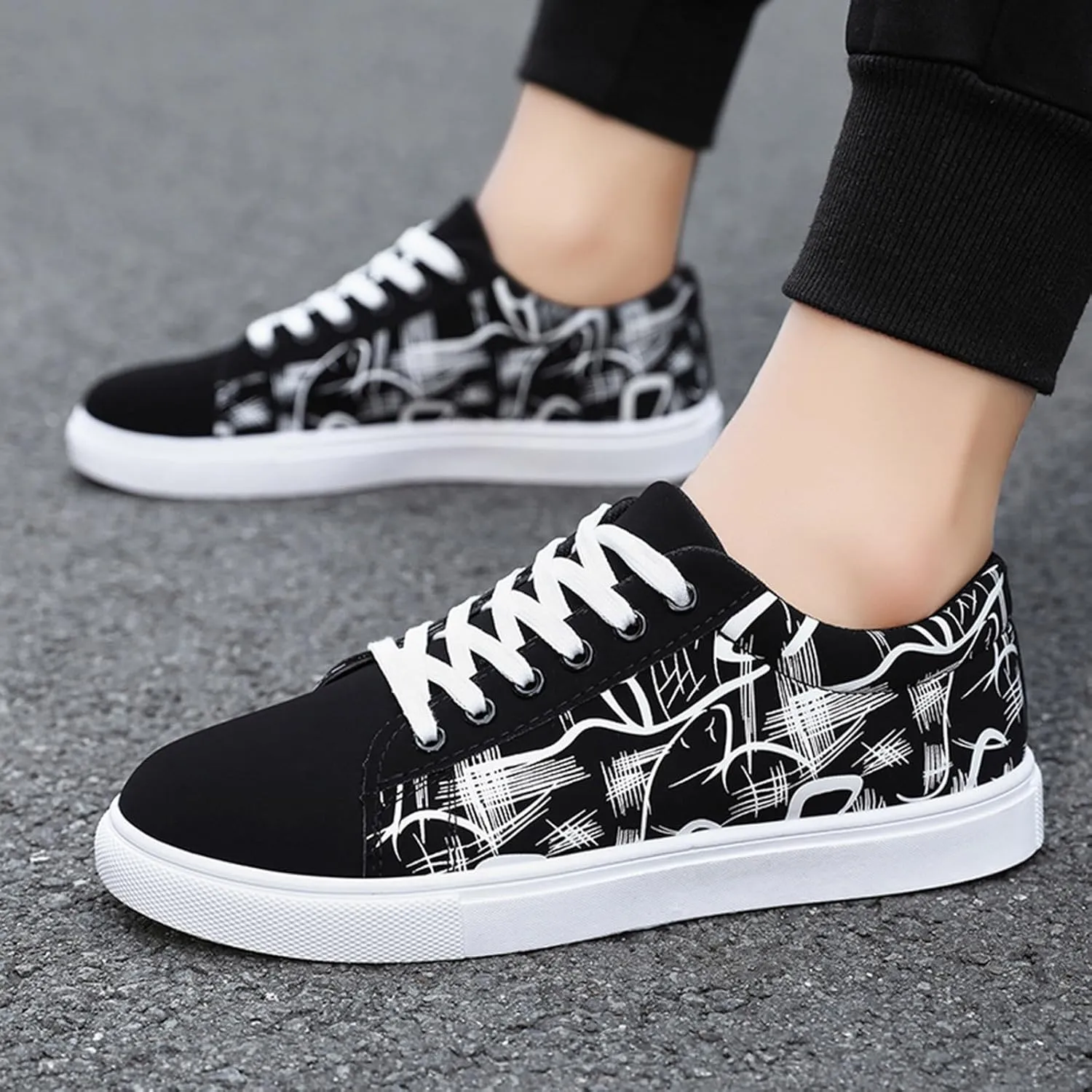 Men Shoe Flat Low Top Casual Cloth Shoes Fashionable Outdoor Canvas Casual Shoes Mens Chukka Shoes Casual