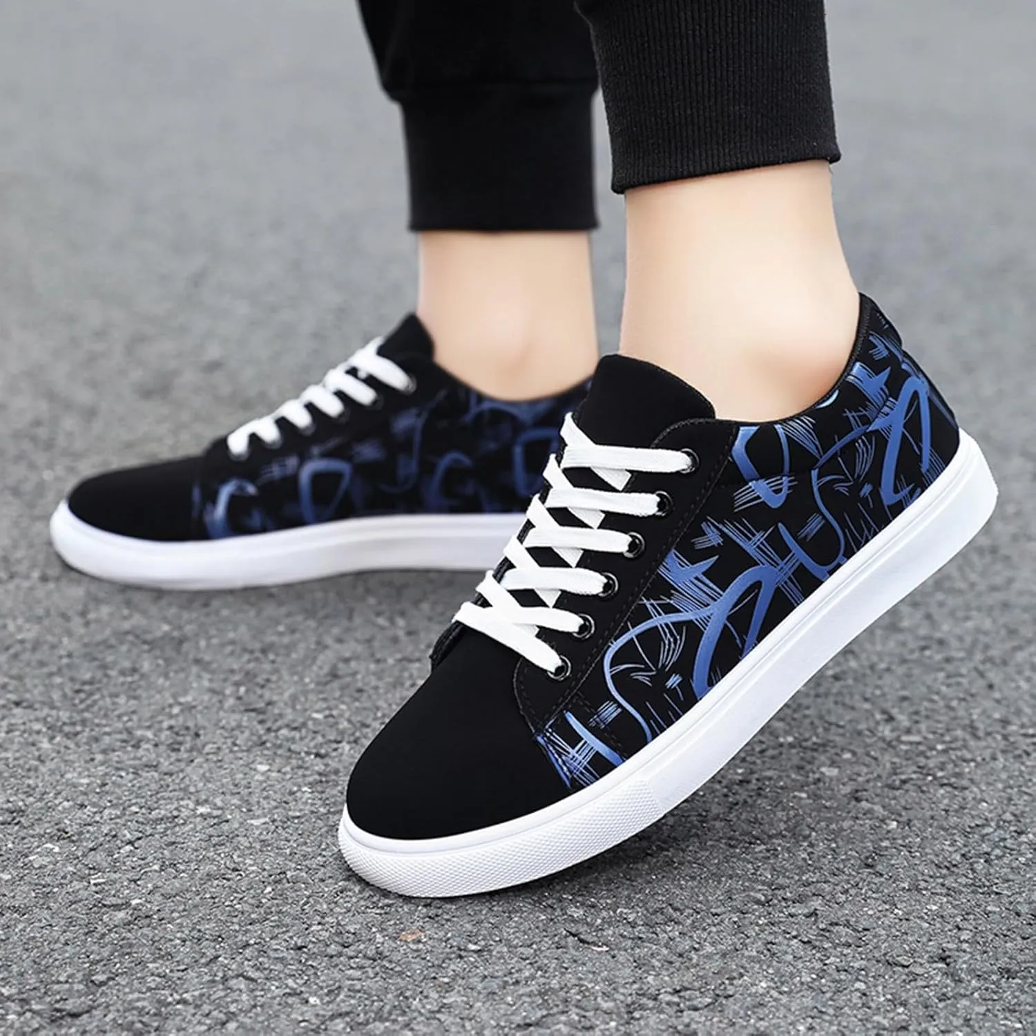 Men Shoe Flat Low Top Casual Cloth Shoes Fashionable Outdoor Canvas Casual Shoes Mens Chukka Shoes Casual
