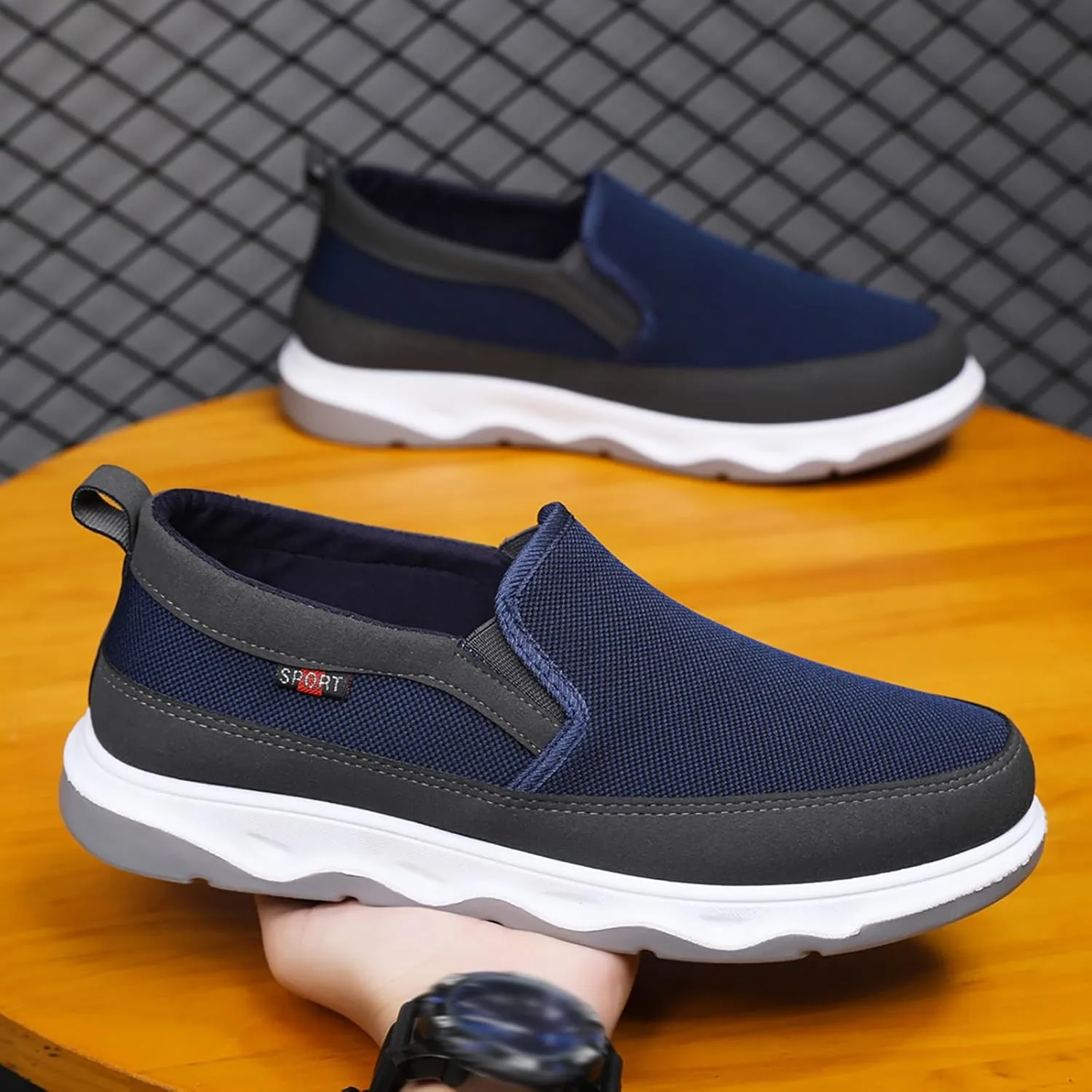 Men's Canvas Shoes Sports Casual Korean Version of The Trend of Fashion Breathable Slip On Summer Shoes for Men Casual