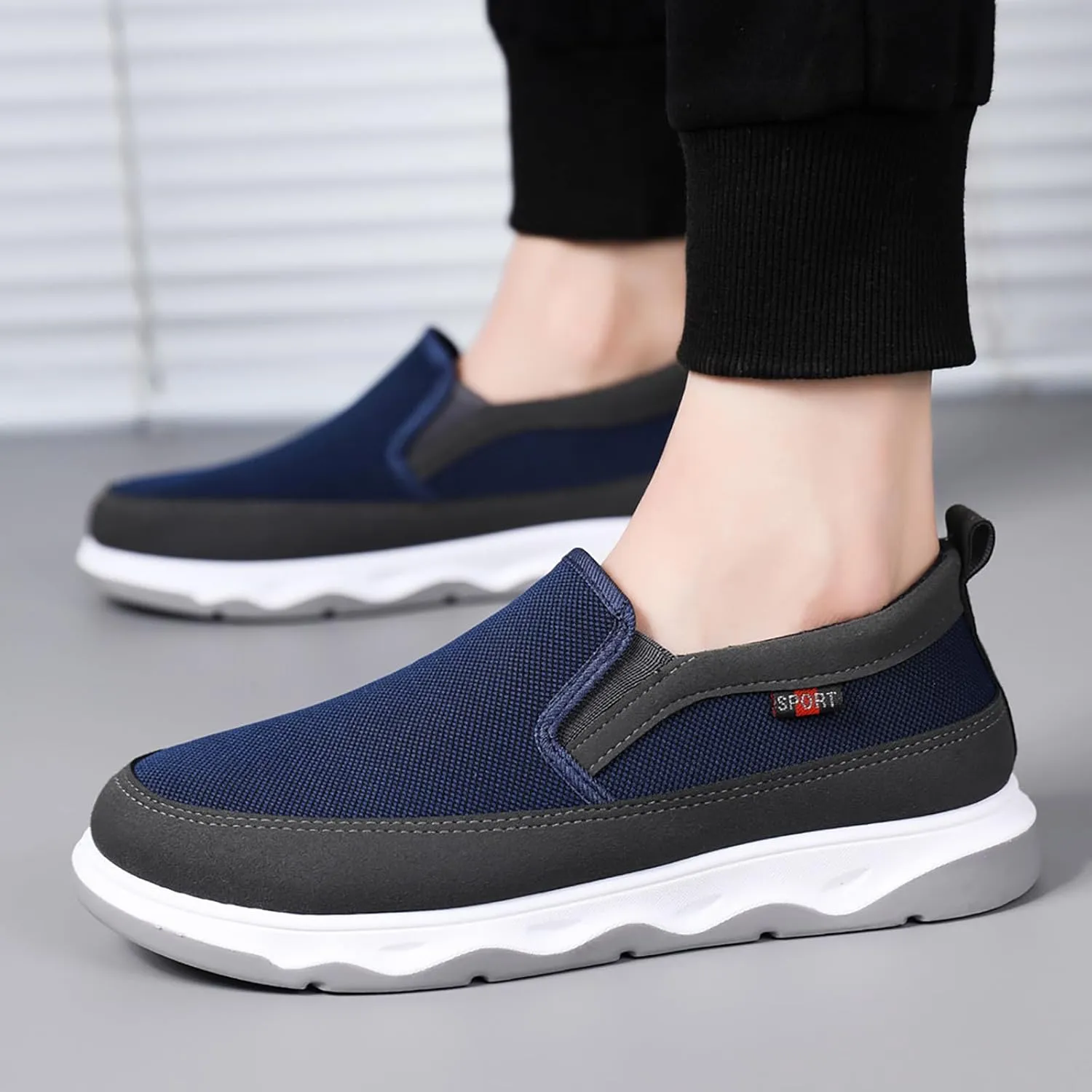 Men's Canvas Shoes Sports Casual Korean Version of The Trend of Fashion Breathable Slip On Summer Shoes for Men Casual