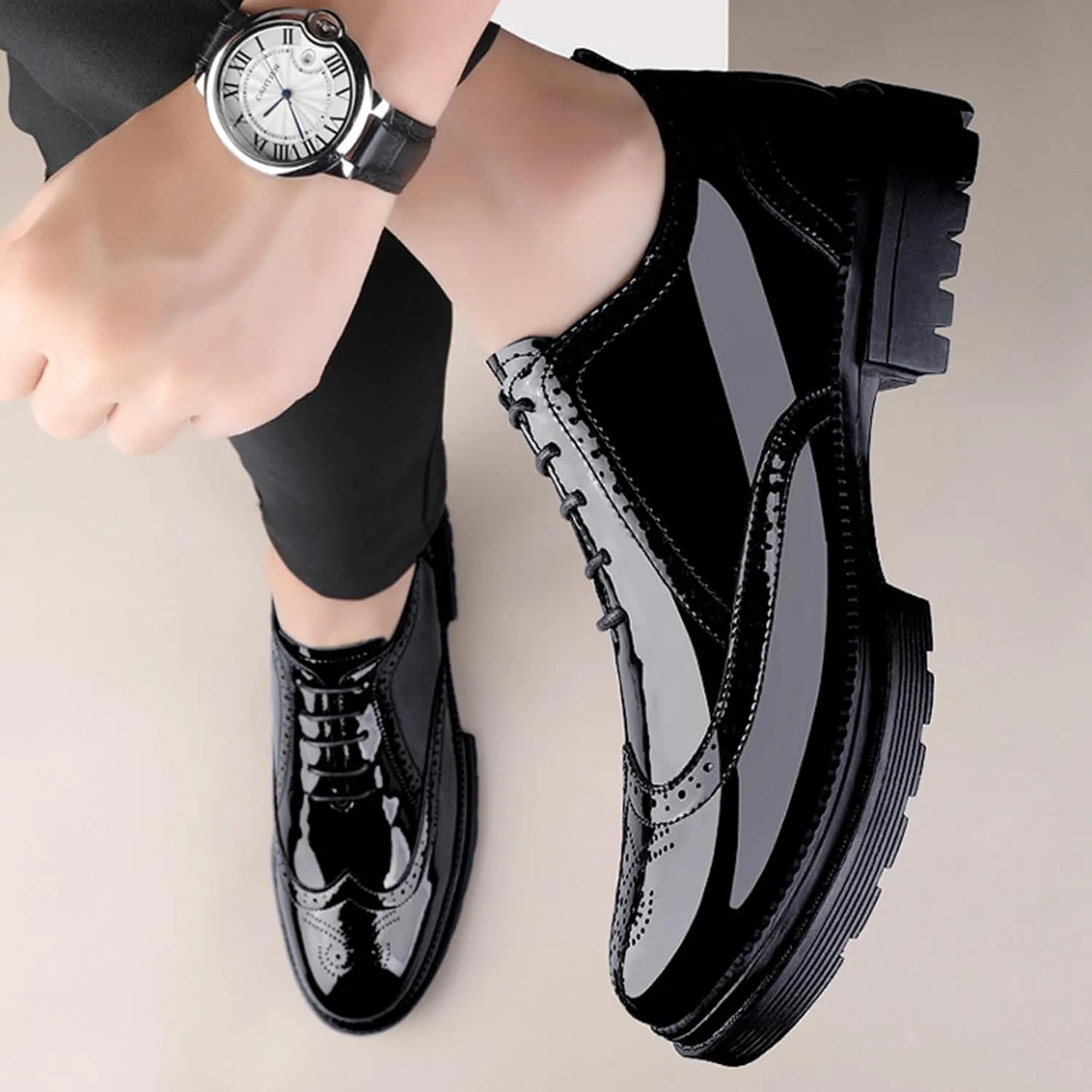 Men's Patent Leather Wing Tips Carved Lug Brogue Oxfords Shoes Fashion Classic Round-Toe Lace Up Low Top Genuine Leather Dress Shoes Hand Stitched Business Formal Derby Shoes