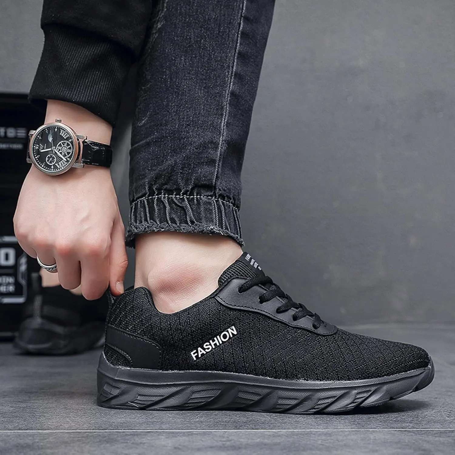 Men's Slip on Walking Shoes Casual Dressy Memory Foam Breathable Mesh Fashion Sneakers Non Slip Indoor Outdoor Training Gym Shoes Wide Width