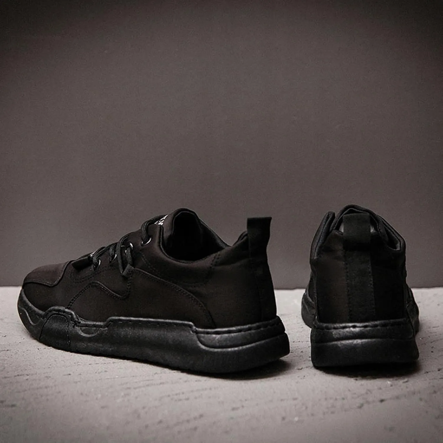 Men's Slip on Walking Shoes Comfort Memory Foam Breathable Mesh Fashion Sneakers Non Slip Travel Jogging Training Gym Shoes Wide Width