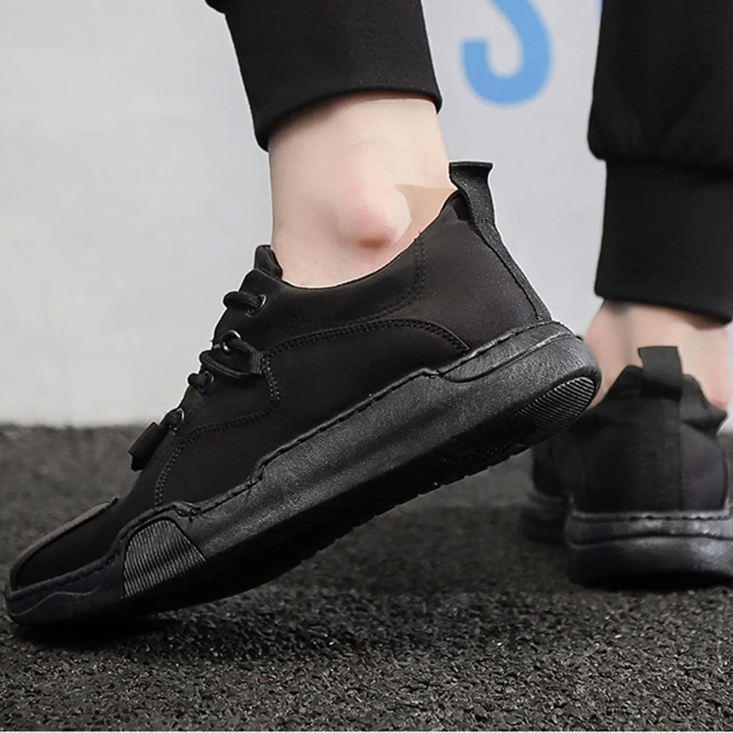 Men's Slip on Walking Shoes Comfort Memory Foam Breathable Mesh Fashion Sneakers Non Slip Travel Jogging Training Gym Shoes Wide Width