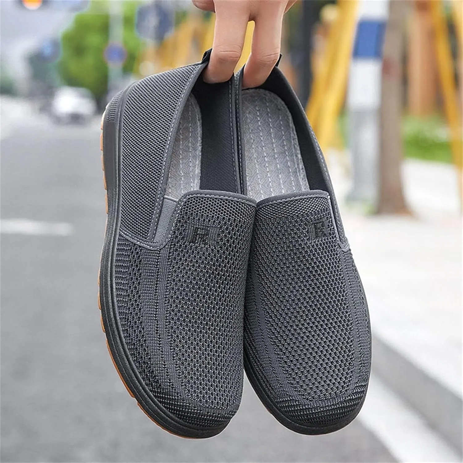 Men's Slip Shoes Fashion Spring and Summer Men Casual Shoes Flat Soft Bottom Mesh Breathable Slip On Comfortable Solid
