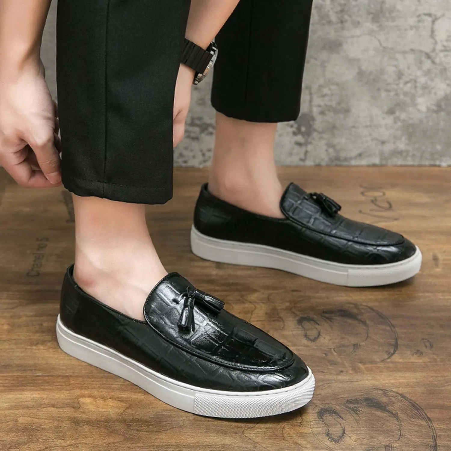 Men's Spring New Men's Shoes Tassel Large Foreign Trade Men's Shoes Flat Bottom Casual Mens Shoes Boots Casual Size