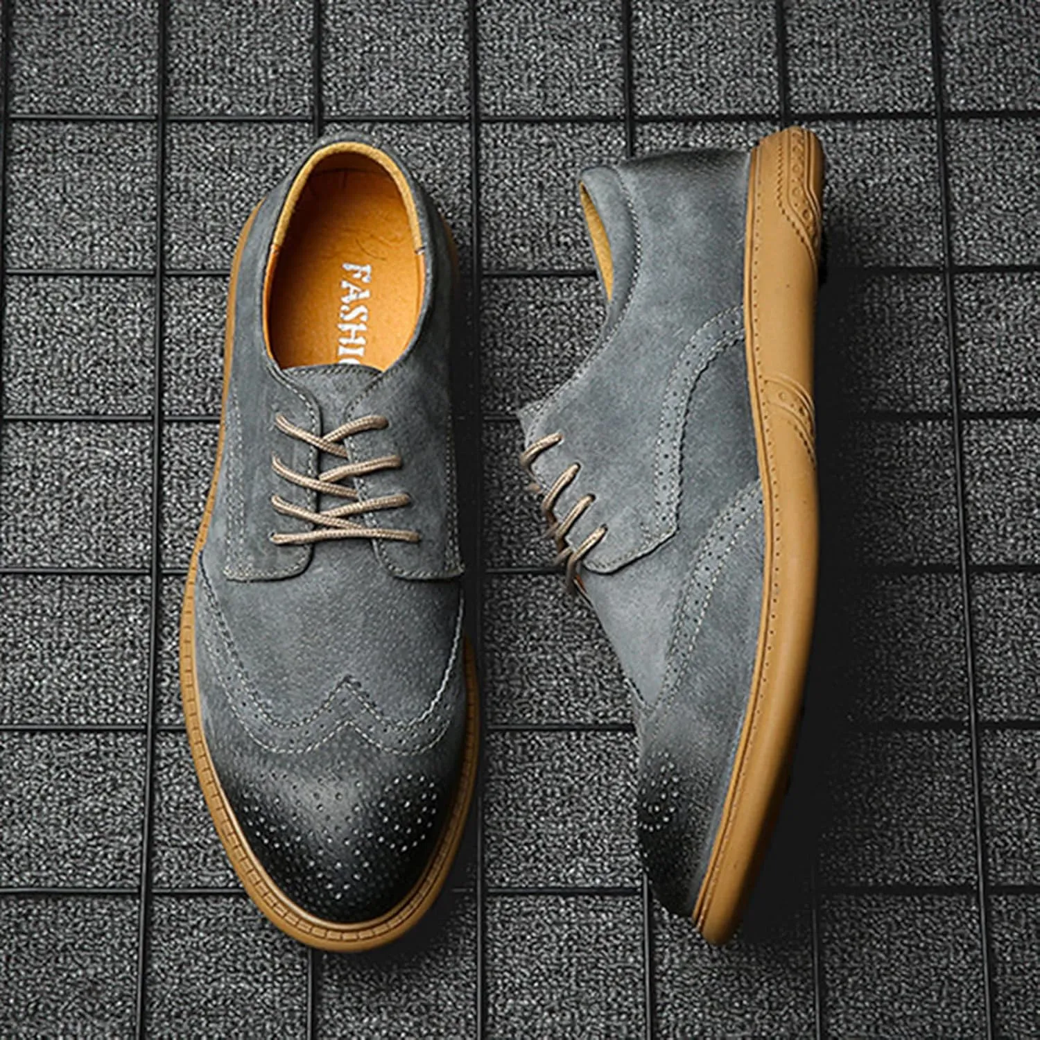 Men's Suede Leather Wingtip Brogue Oxfords Shoes Fashion Carving Round-Toe Lace Up Low Top Dress Shoes Casual Business Formal Derby Shoes