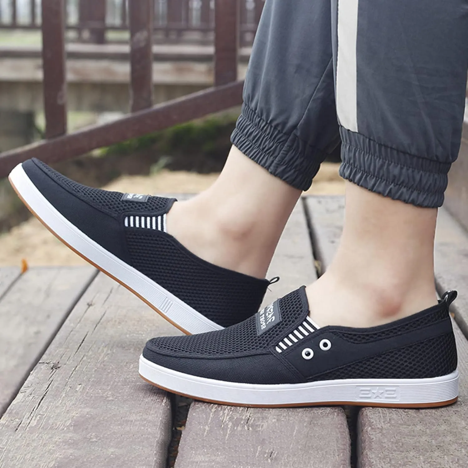Mens Tennis Shoes Fashion All Season Men Casual Shoes Flat Non Slip Sole Mesh Breathable and Lightweight Comfortable