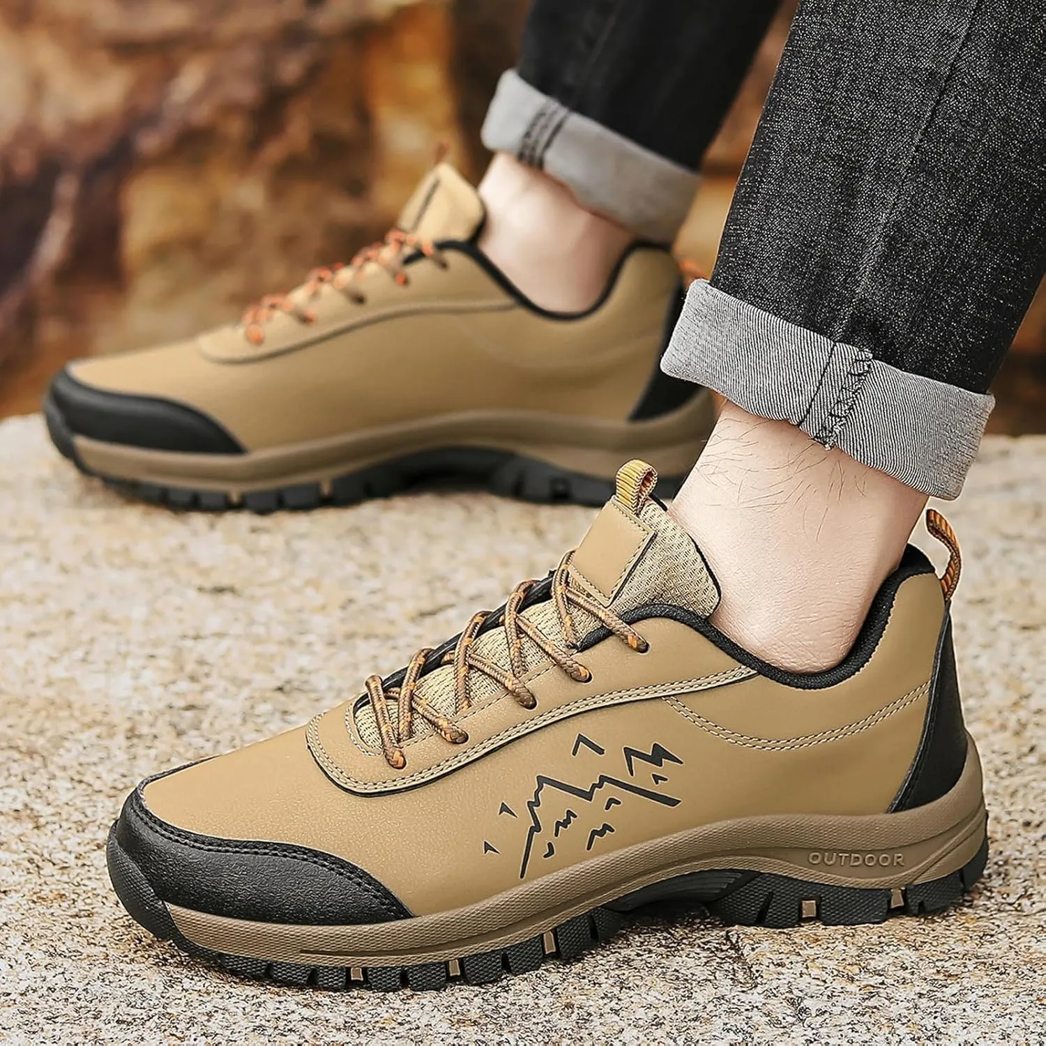 Men's Waterproof Hiking Shoes Comfortable Leather Low-Top Hiking Shoes for Outdoor Climbing Trekking Camping Walking with Arch Support Camping Travel Sneakers