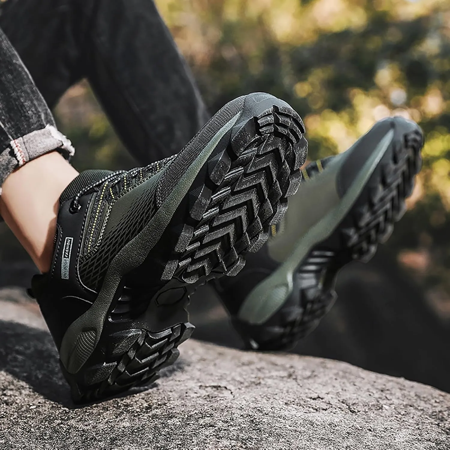 Men's Waterproof Hiking Shoes Leather Low-Top Hiking Shoes for Outdoor Climbing Trekking Camping Walking Mountaineering Boots with Arch Support Men Daily Work Shoe