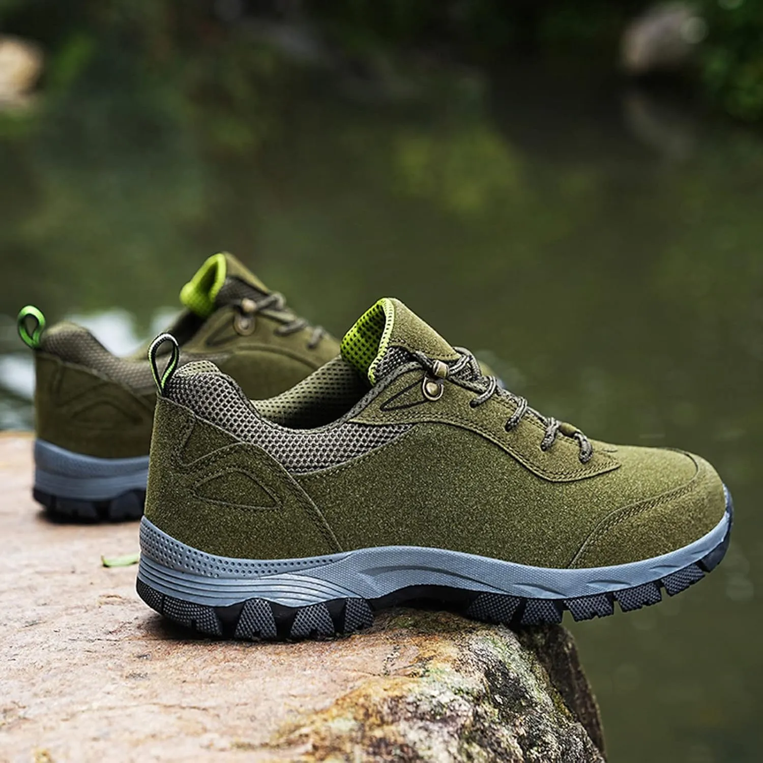 Men's Waterproof Hiking Shoes Suede Low-Top Breatable Comfortable Hiking Boots for Lightweight Outdoor Climbing Trekking Camping Walking with Arch Support Men's Daily Walking Shoes