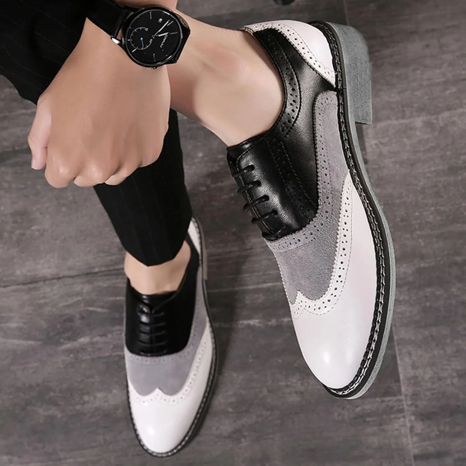 Men's Wingtip Two Tone Patchwork Brogue Oxfords Shoes Fashion Classic Round-Toe Lace Up Low Top Leather Dress Shoes Hand Stitched Casual Business Formal Derby Shoes