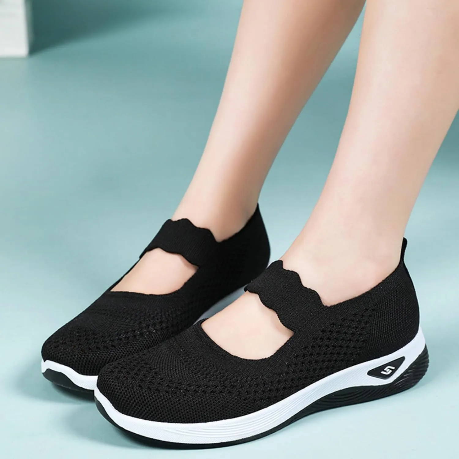 Mmoneyake Orthopedic Shoes for Women Walking Shoe Orthopedic Breathable Soft Shoes Diabetic Foam Shoe Hands Free Slip On Sneakers with Arch Support Indoor Outdoor Casual Sneakers