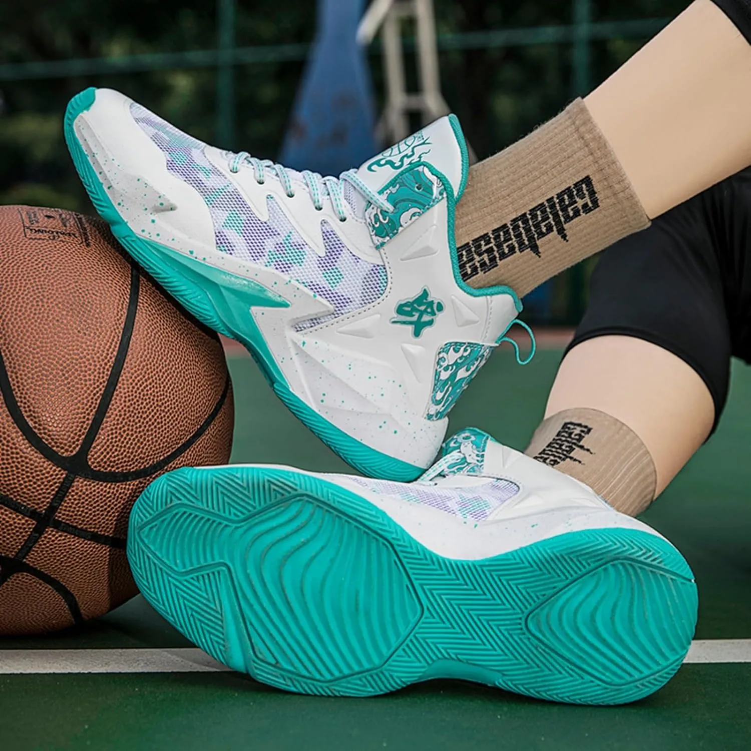 New Flying Woven Fashion Basketball Shoes