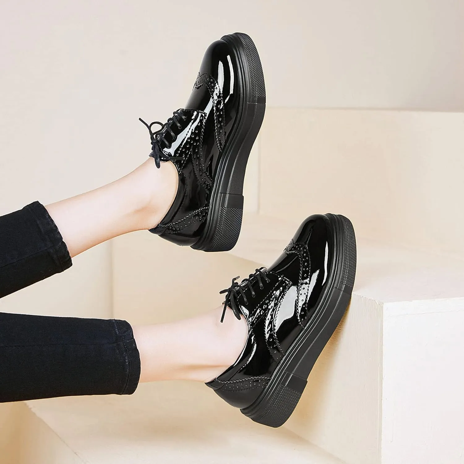 SHEMEE Women's Platform Patent Leather Lace Up Oxfords Pumps Vintage Wingtip Mid Heels Round Toe Brogues Flat Dress Shoes