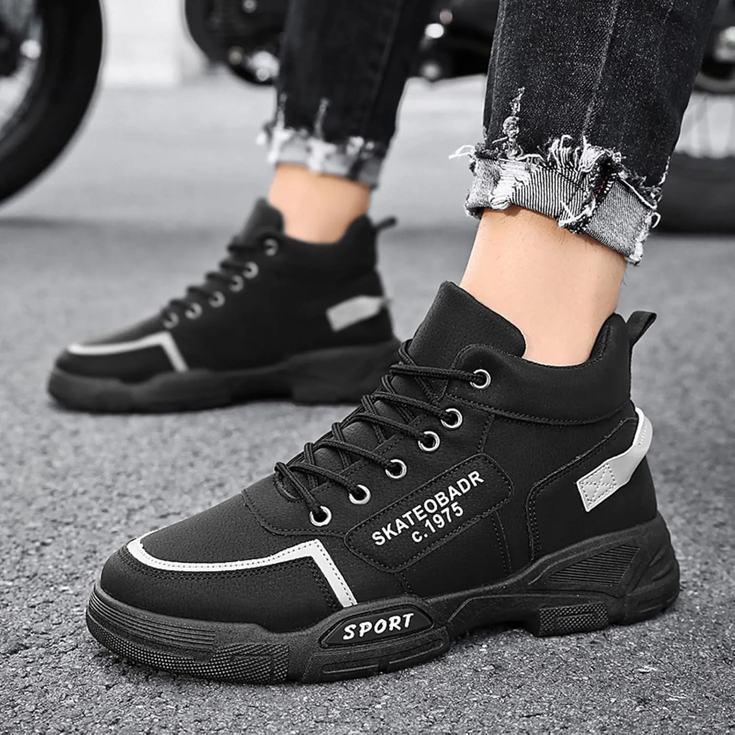 Slip on Walking Shoes Men Comfort Memory Foam Breathable Hiking Shoes Lightweight Fashion Sneakers Non Slip Arch Support Vacation Training Gym Shoes Wide Width