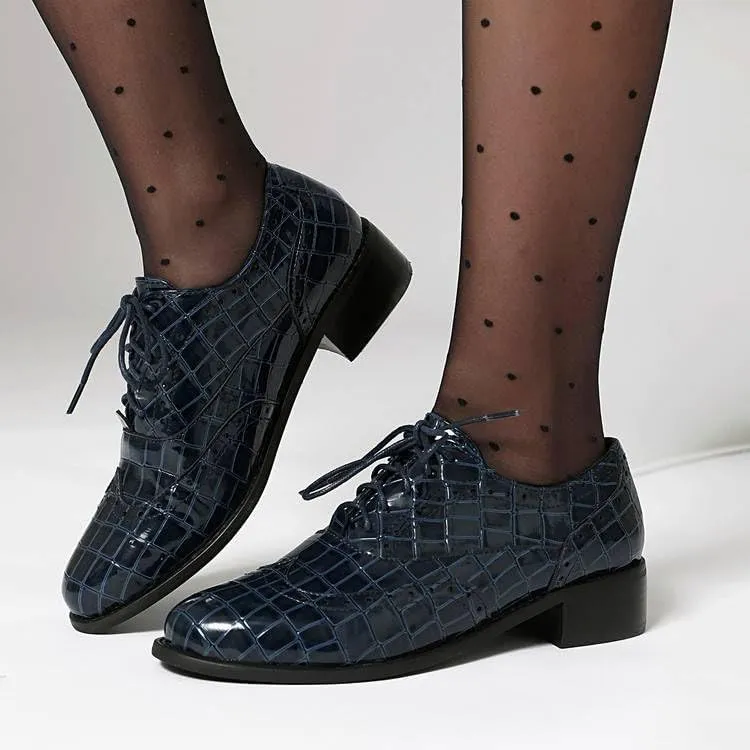 Women Lace Up Brogue Shoes Glossy Patent Leather Low Block Heels with Rock Pattern