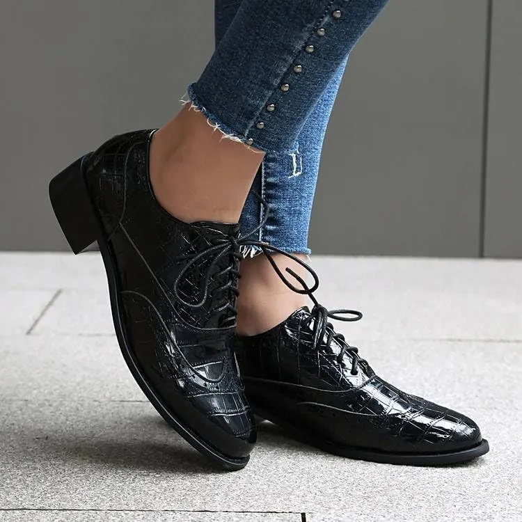 Women Lace Up Brogue Shoes Glossy Patent Leather Low Block Heels with Rock Pattern