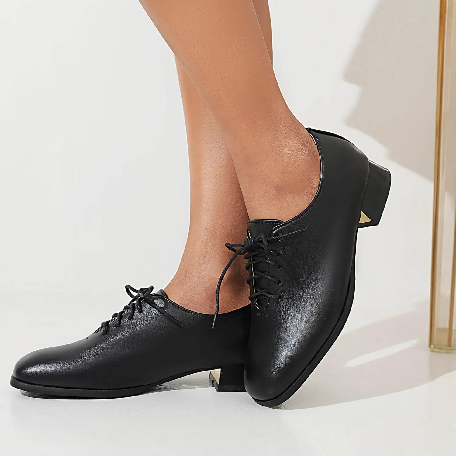 Women's Closed Square Toe Low Heel Oxford Flats Vintage Brogues Lace Up Pumps PU Leather Dress Shoes