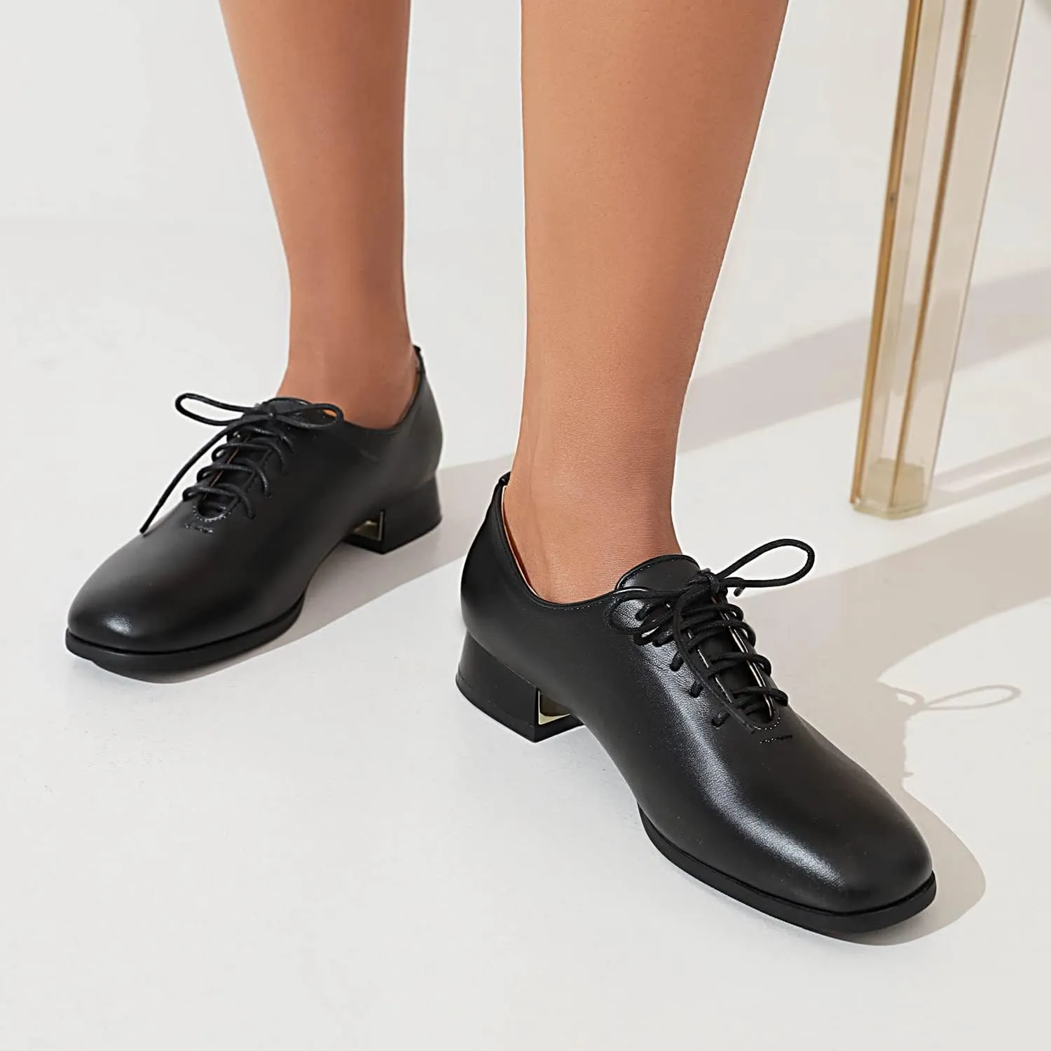 Women's Closed Square Toe Low Heel Oxford Flats Vintage Brogues Lace Up Pumps PU Leather Dress Shoes