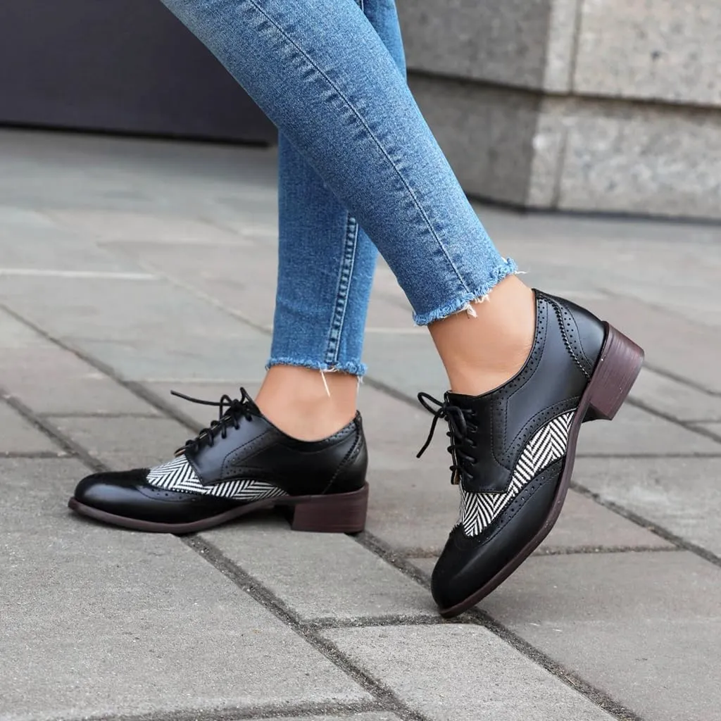 Women's Flat Low Heel Saddle Oxford Shoes Two Toned Wingtip Perforated Lace Up School Uniform Oxfords Brogues