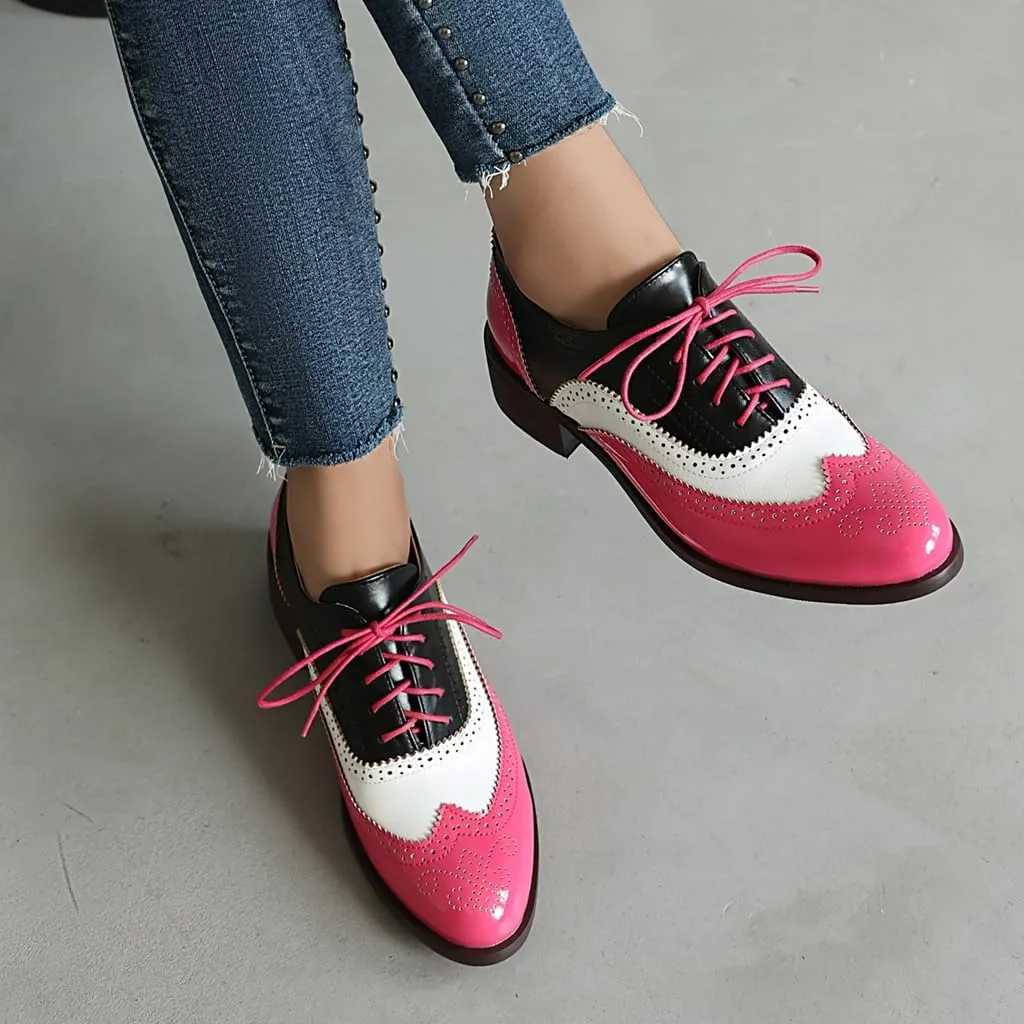 Women's Flat Saddle Oxford Shoes Two Toned Round Toe Wingtip Lace Up Perforated Low Heel School Oxfords Brogues