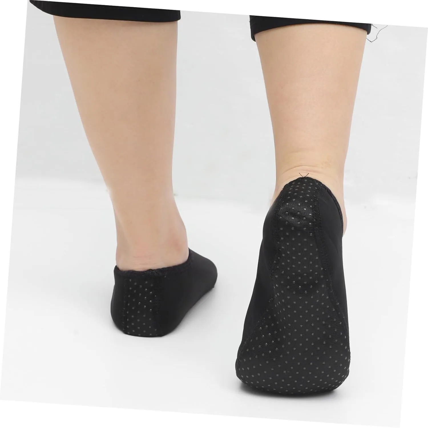 YARNOW Men Beach Shoes Soft Water Socks for Swimming Lightweight and Non Slip Sole for Stability for Outdoor
